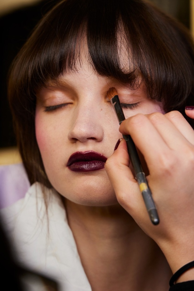 مجموعة أزياء Viktor&Rolf للأزياء الراقية لربيع وصيف 2022