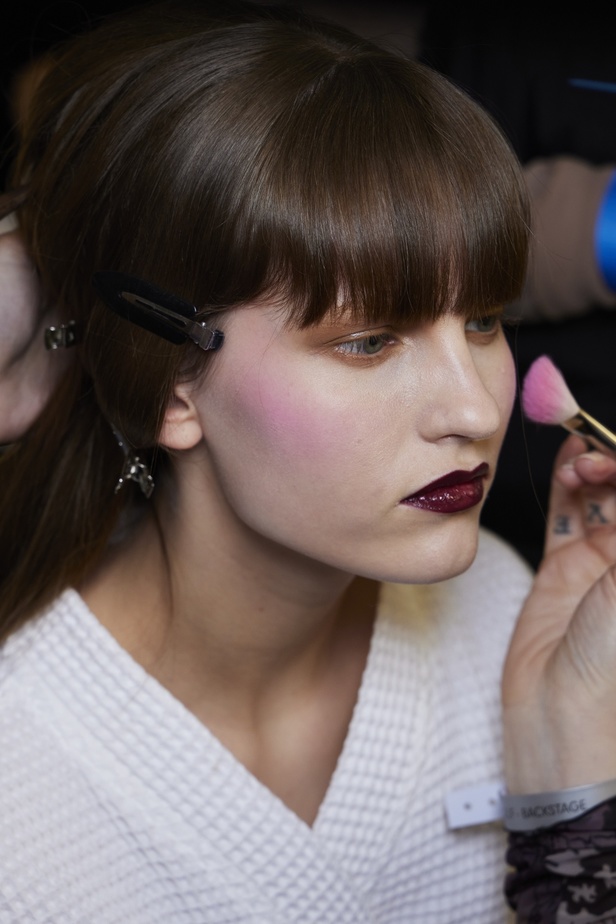 مجموعة أزياء Viktor&Rolf للأزياء الراقية لربيع وصيف 2022