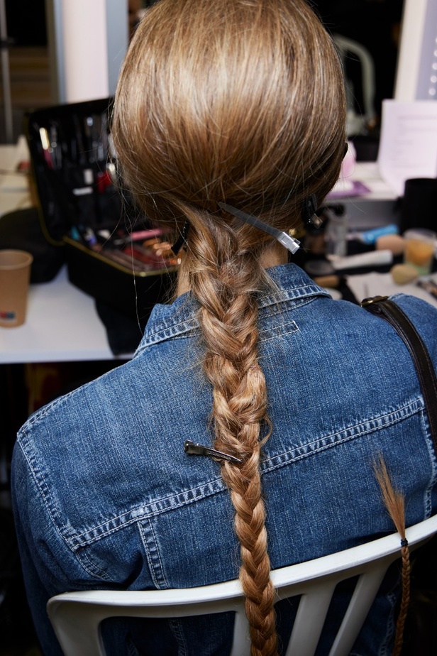 مجموعة أزياء Viktor&Rolf للأزياء الراقية لربيع وصيف 2022