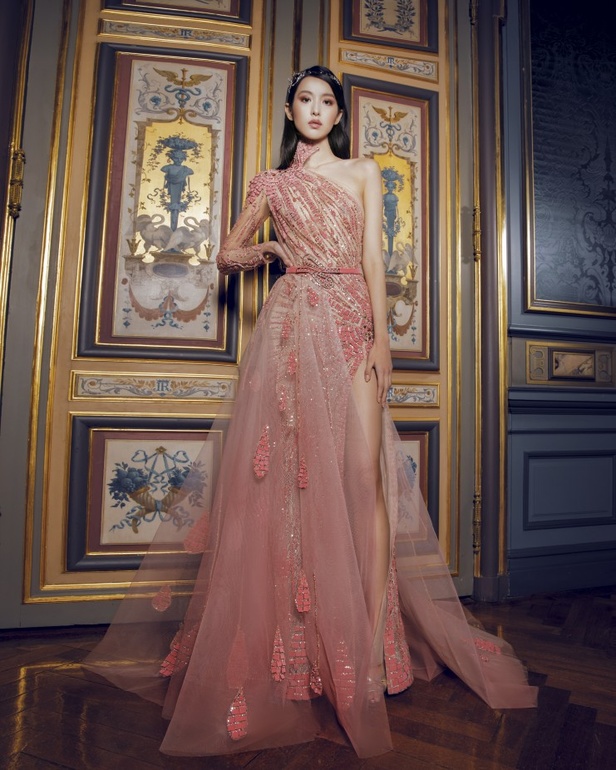 مجموعة Ziad Nakad للهوت كوتور لربيع وصيف 2022‏