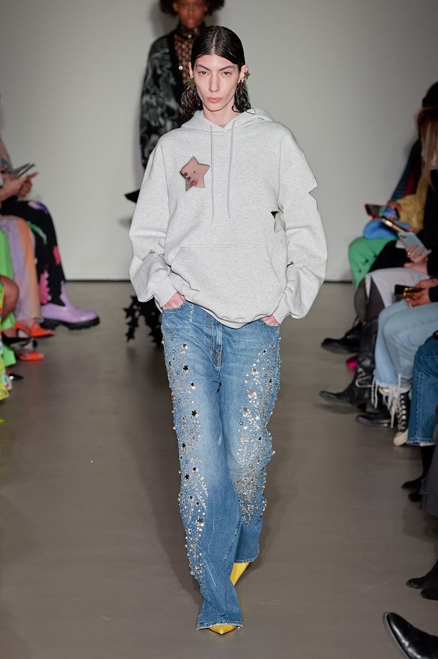 عرض MSGM لخريف وشتاء 2022