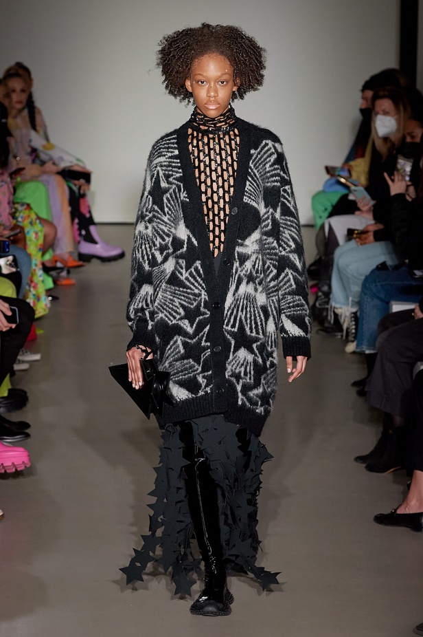 عرض MSGM لخريف وشتاء 2022