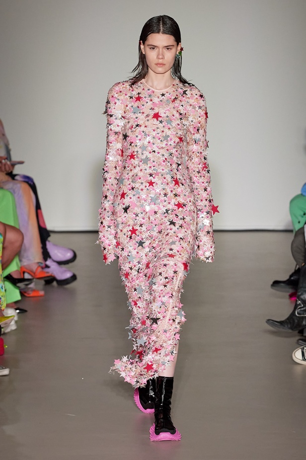 عرض MSGM لخريف وشتاء 2022