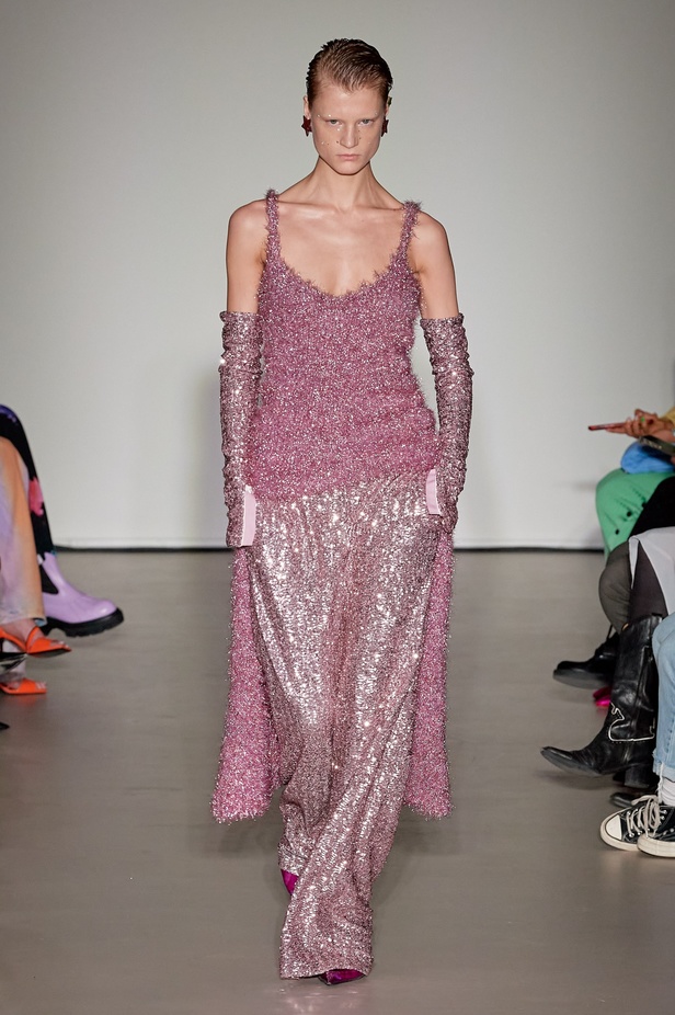 عرض MSGM لخريف وشتاء 2022