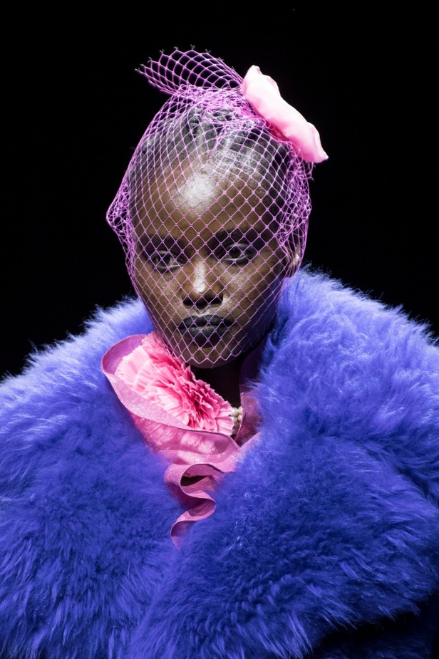 اطلالات جمالية  من عرض بلومارين لخريف 2022