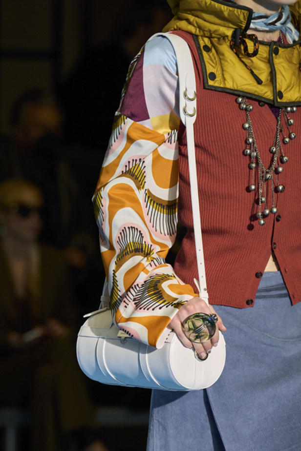 تصاميم كاجوال وعصرية في مجموعة DSquared2 لخريف وشتاء 2022