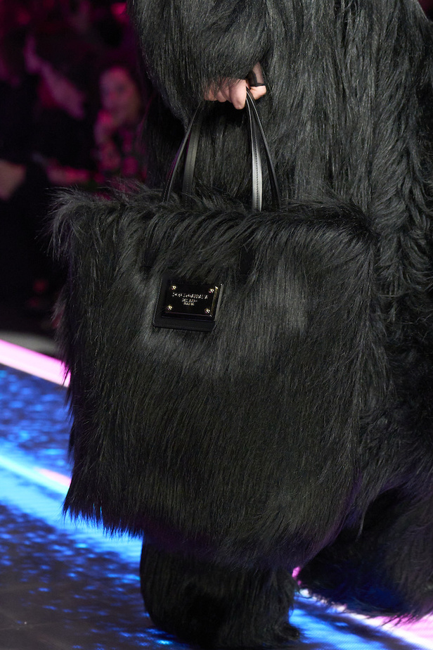 عرض أزياء Dolce&Gabbana لموسم خريف 2022