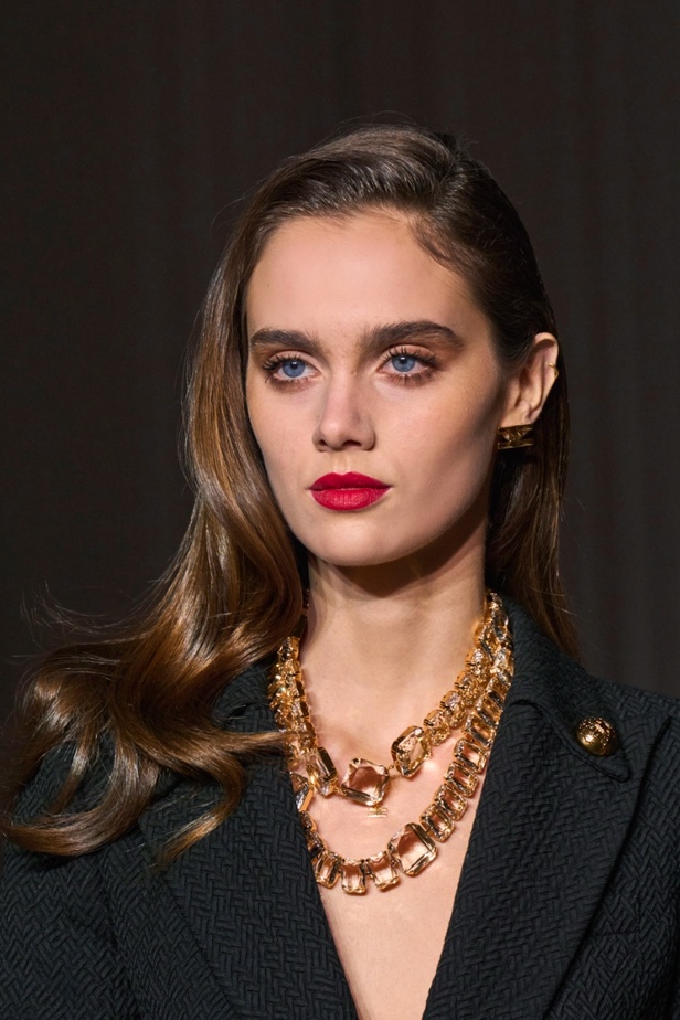 رائدات الموضة العربيات هن أبرز العارضات في مجموعة إليزابيتا فرانكي لخريف 22