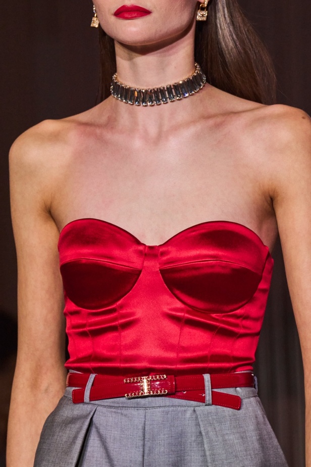 رائدات الموضة العربيات هن أبرز العارضات في مجموعة إليزابيتا فرانكي لخريف 22