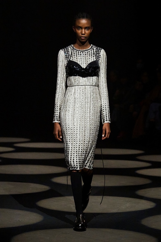 مجموعة Erdem لخريف وشتاء 2022