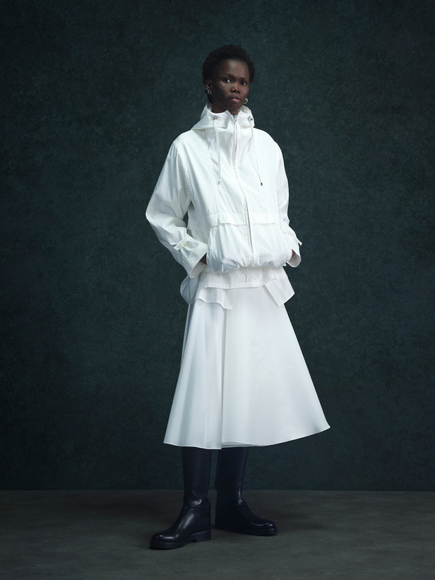 أزياء NOON BY NOOR تجمع عالم التناقضات لخريف وشتاء 2022