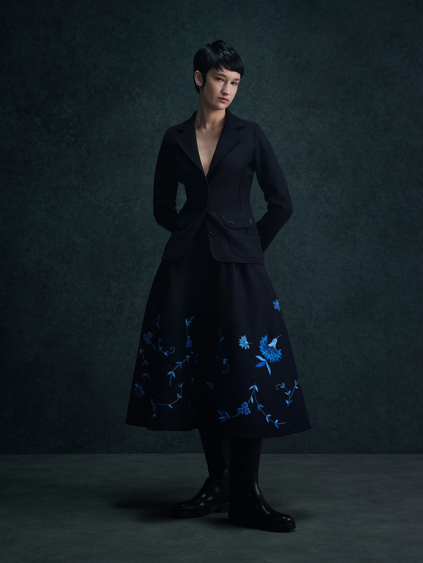 أزياء NOON BY NOOR تجمع عالم التناقضات لخريف وشتاء 2022