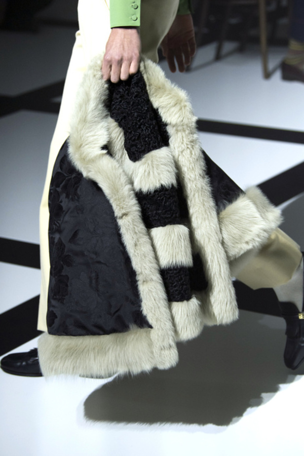 تعاون Adidas وGucci يذهل الحضور في مجموعة "غوشي" لخريف وشتاء 2022