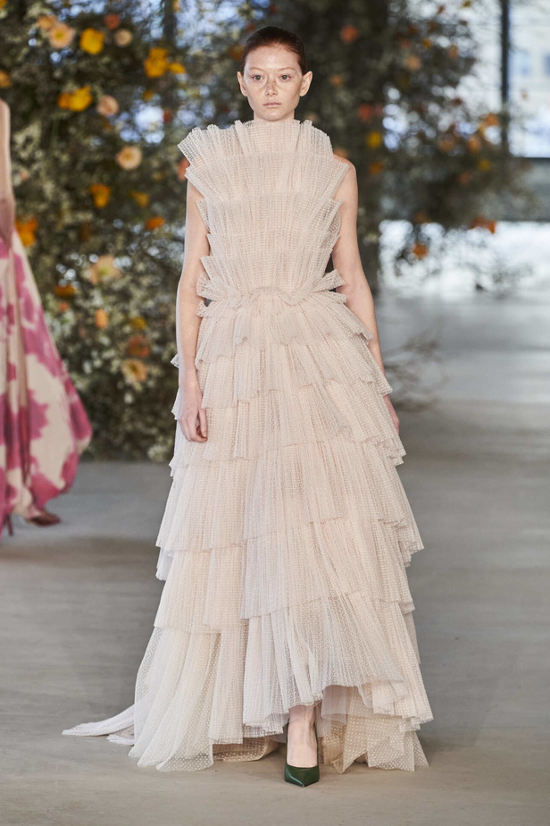 عرض أزياء مجموعة Jason Wu لموسم خريف وشتاء 2022 في نيويورك