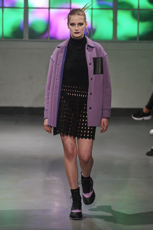 عرض أزياء مجموعة Mark Fast لموسم خريف وشتاء 2022 في لندن