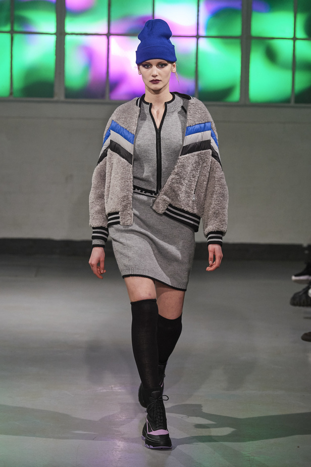 عرض أزياء مجموعة Mark Fast لموسم خريف وشتاء 2022 في لندن