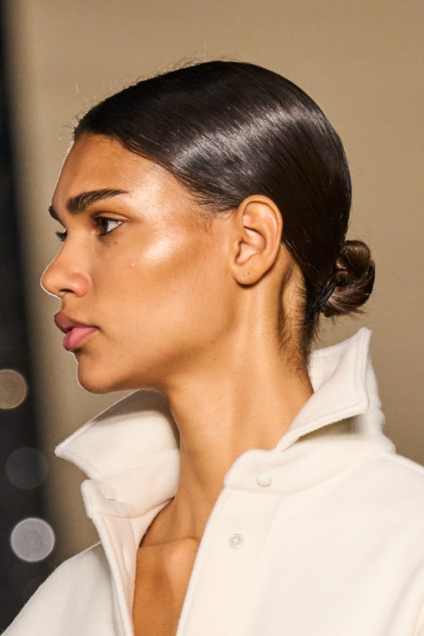 اطلالات جمالية من عرض  Max Mara لخريف 2022