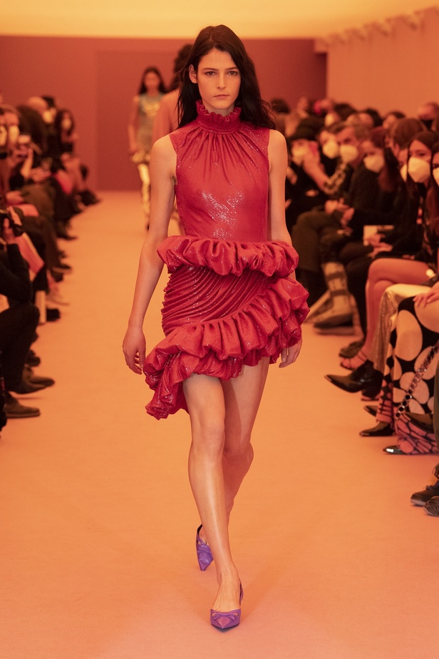 عرض أزياء مجموعة Paco Rabanne لموسم خريف وشتاء 2022 في نيويورك