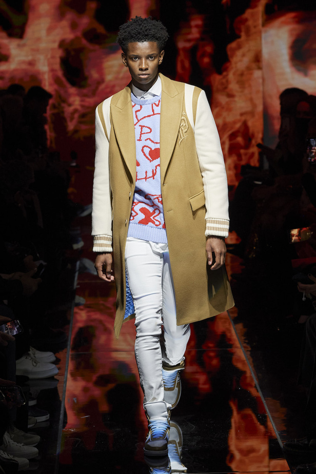 من عرض أزياء Philipp Plein لموسم خريف 2022