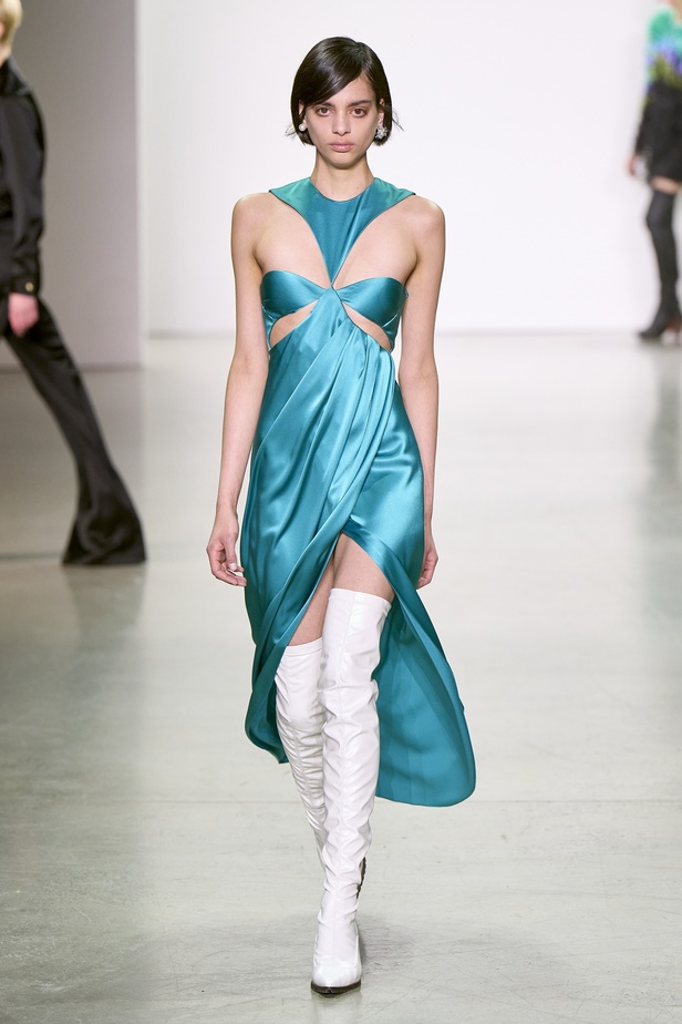 مجموعة أزياء Prabal Gurung لخريف وشتاء 2022