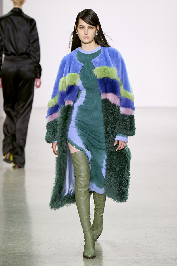 مجموعة أزياء Prabal Gurung لخريف وشتاء 2022