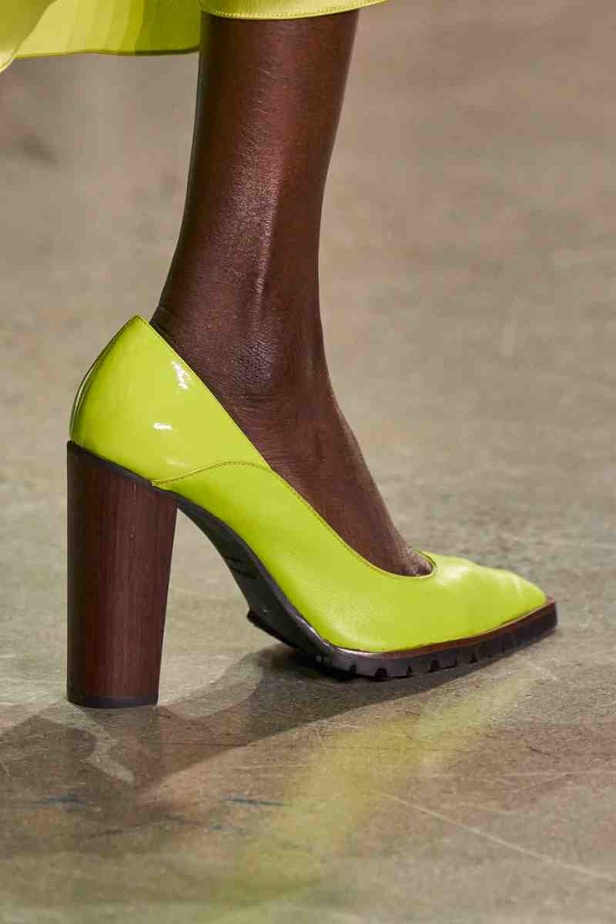 مجموعة أزياء Prabal Gurung لخريف وشتاء 2022