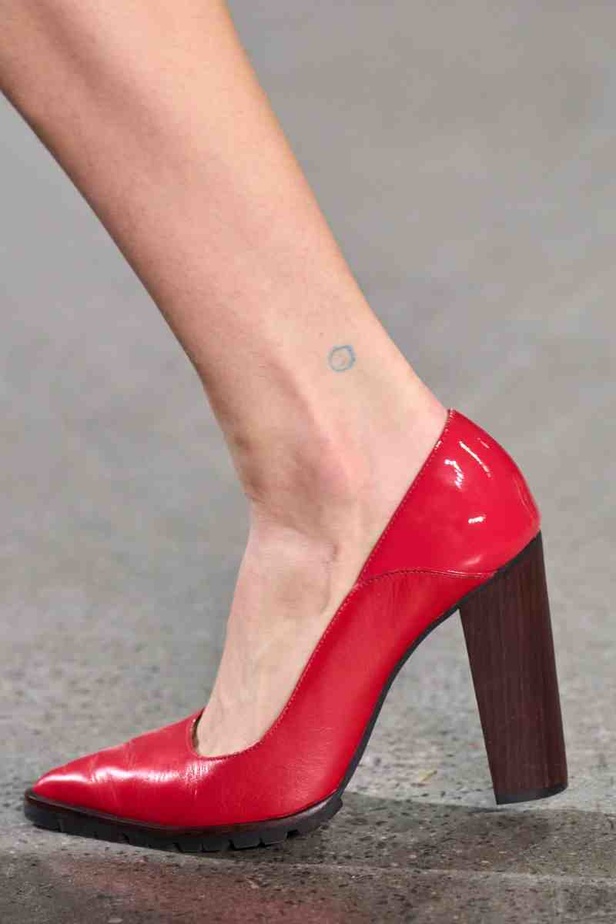 مجموعة أزياء Prabal Gurung لخريف وشتاء 2022