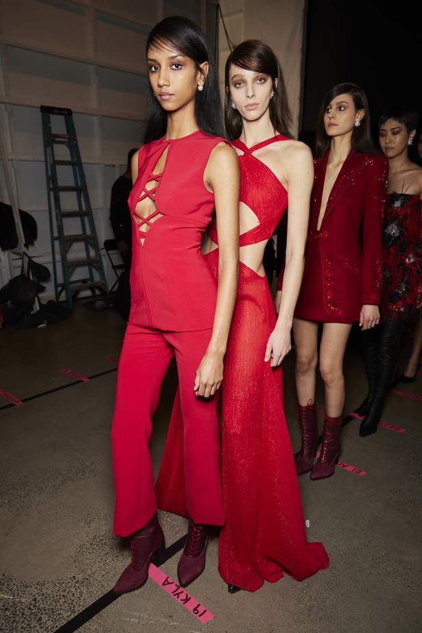 مجموعة أزياء Prabal Gurung لخريف وشتاء 2022