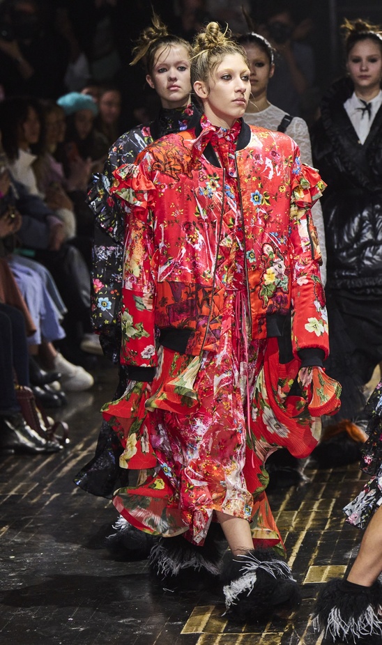 عرض أزياء مجموعة Preen by Thornton Bregazzi لموسم خريف وشتاء 2022 في لندن