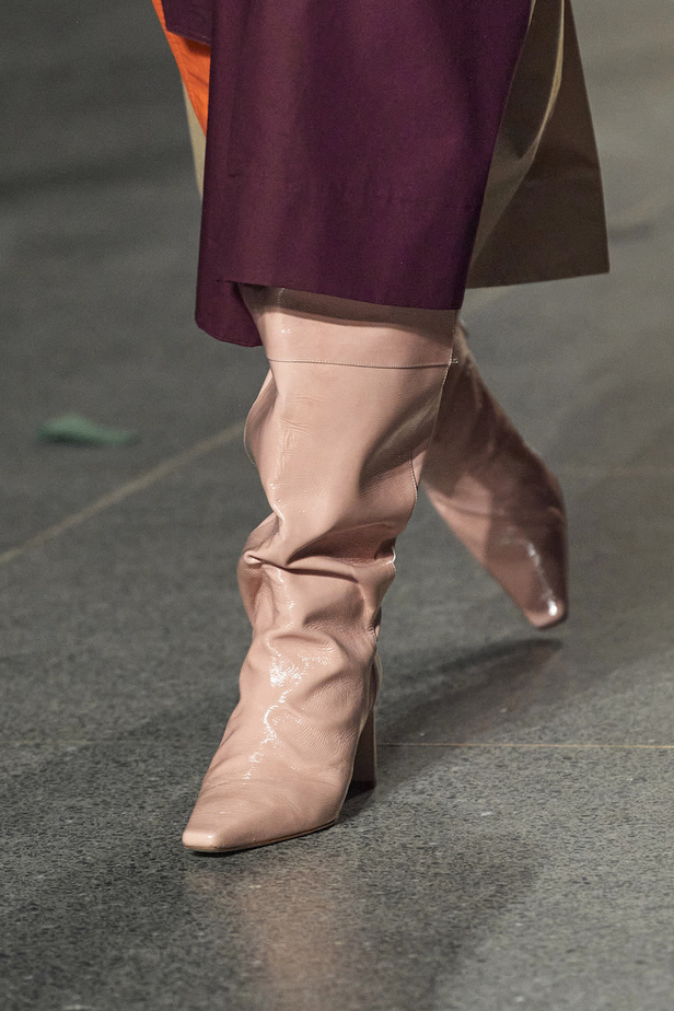 عرض أزياء روسكاندا لموسم خريف 2022