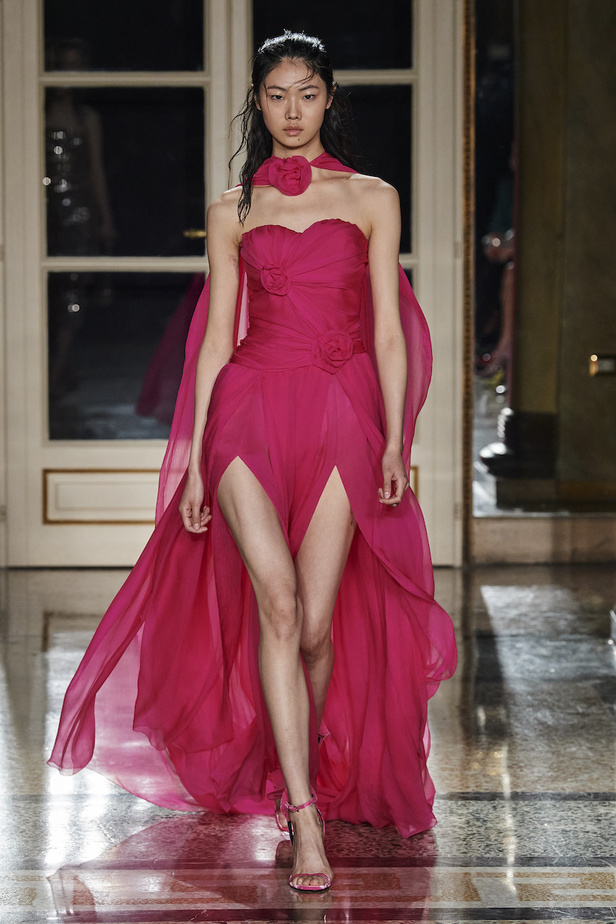 مجموعة Ermano Scervino لموسم خريف وشتاء 2022-2023