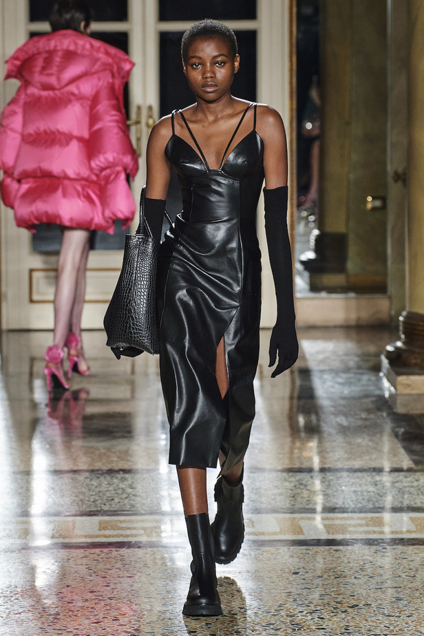 مجموعة Ermano Scervino لموسم خريف وشتاء 2022-2023