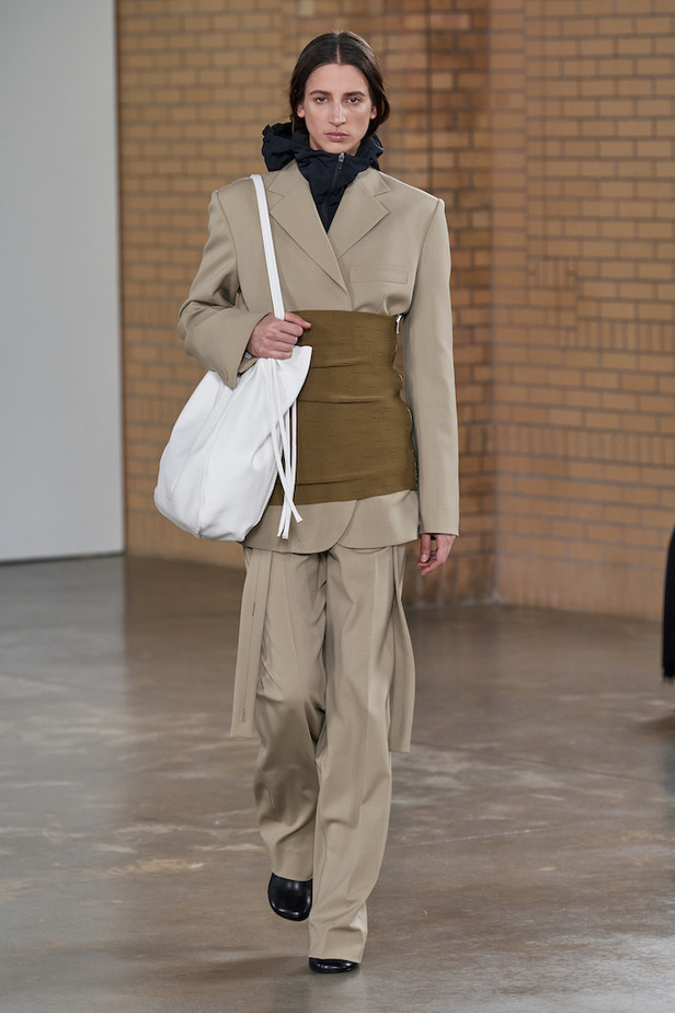 من مجموعة Proenza Schouler لموسم خريف 2022