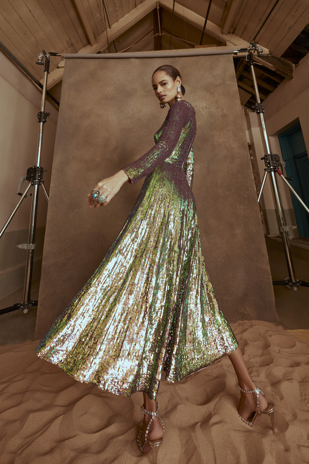 من مجموعة Temperley London لموسم خريف 2022