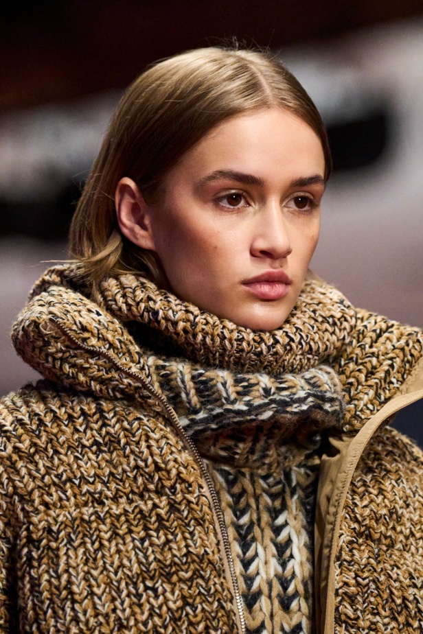 اطلالات جمالية من عرض أزياء Tod’s لموسم خريف 2022