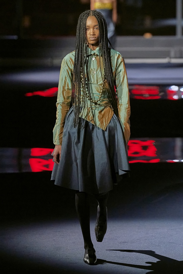 مجموعة Tory Burch لموسم خريف وشتاء 2022 