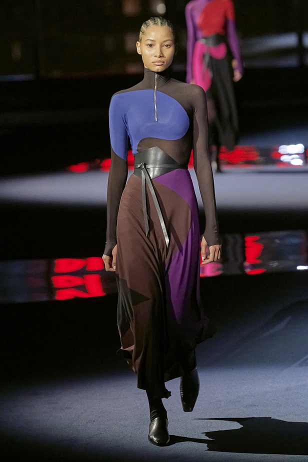 مجموعة Tory Burch لموسم خريف وشتاء 2022 