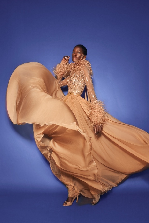 مجموعة زهير مراد لخريف وشتاء 2023 إطلالات عصرية ومغامرة لا تعرف حدوداً