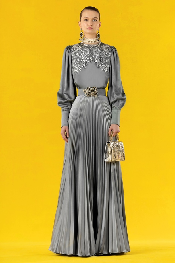 مجموعة Andrew Gn لخريف وشتاء 2022 تصاميم فخمة تعكس رحلته من سنغافورة إلى باريس