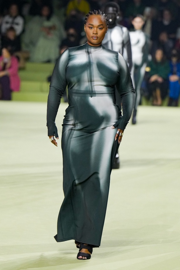 مجموعة Balmain لخريف 2022 تجسيد الحماية من خلال الموضة