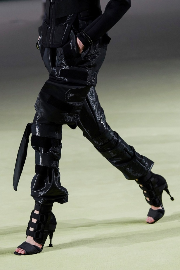 مجموعة Balmain لخريف 2022 تجسيد الحماية من خلال الموضة