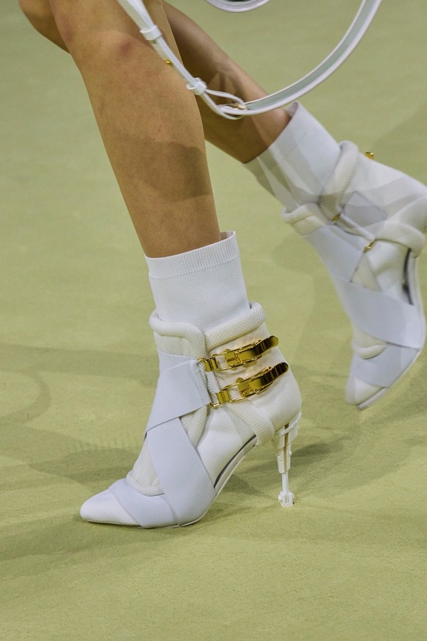 مجموعة Balmain لخريف 2022 تجسيد الحماية من خلال الموضة