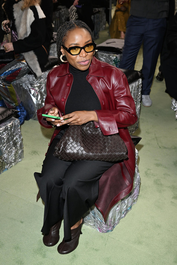 قوة المرأة العملية في مجموعة "بوتيغا فينيتا" لخريف وشتاء 2022