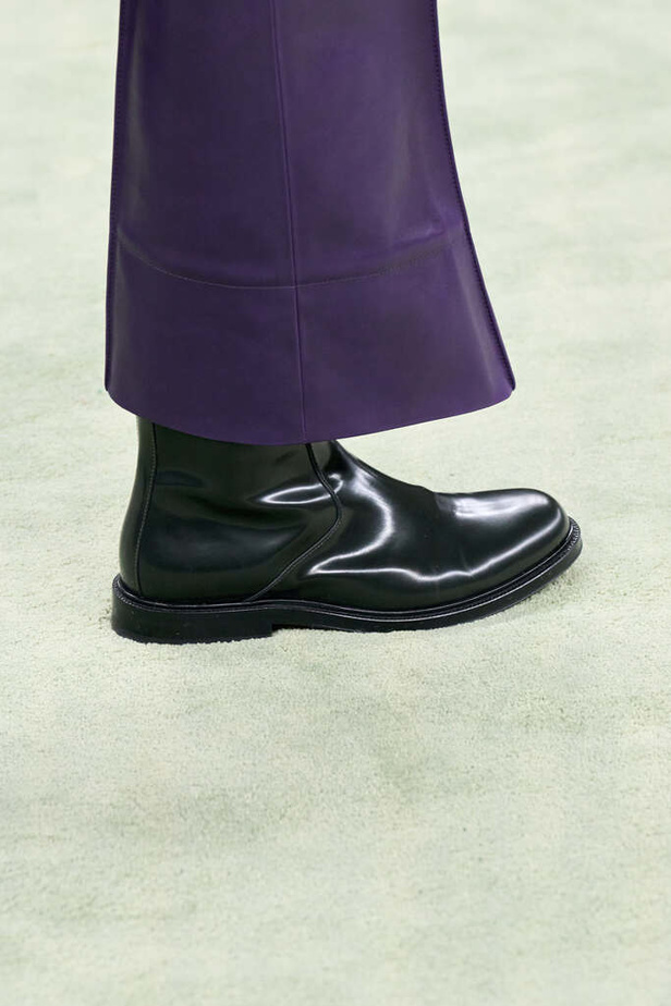 قوة المرأة العملية في مجموعة "بوتيغا فينيتا" لخريف وشتاء 2022