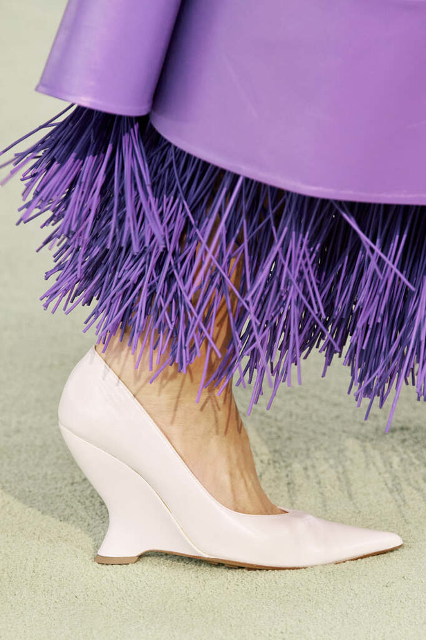 قوة المرأة العملية في مجموعة "بوتيغا فينيتا" لخريف وشتاء 2022