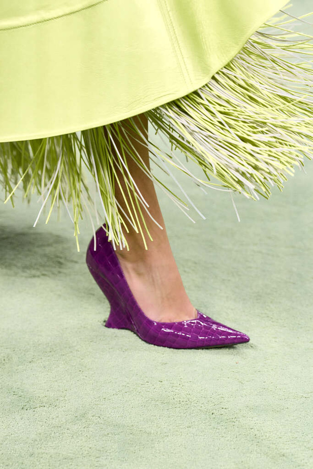 قوة المرأة العملية في مجموعة "بوتيغا فينيتا" لخريف وشتاء 2022