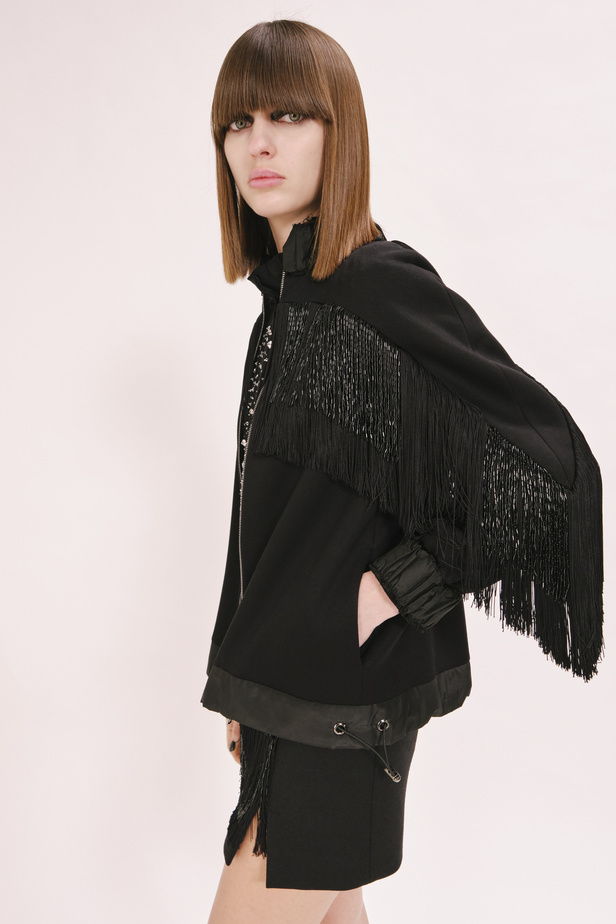 عرض أزياء مجموعة  Dice Kayek لموسم خريف وشتاء 2022 في باريس