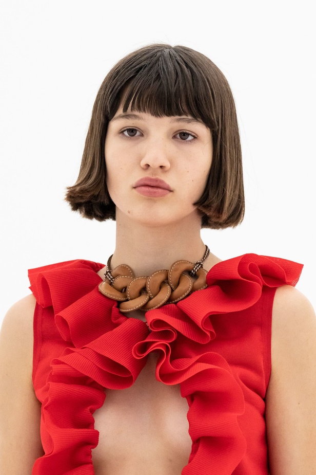  الأزياء العملية هي بطلة مجموعة أزياء Salvatore Ferragamo لخريف 2022