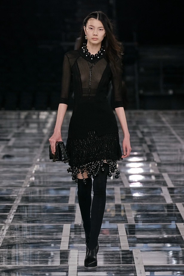 عرض أزياء Givenchy لخريف وشتاء 2022-2023