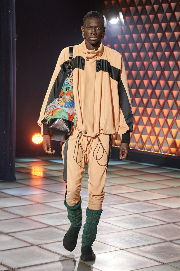 من عرض أزياء Andreas Krönthaler for Vivienne Westwood